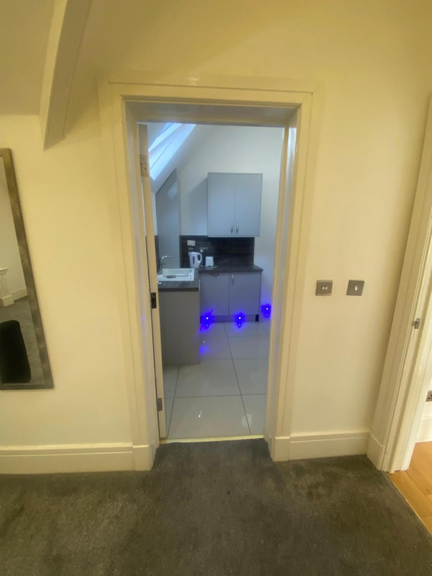 Penthouse Apt8 Apartment Wolverhampton Exterior photo